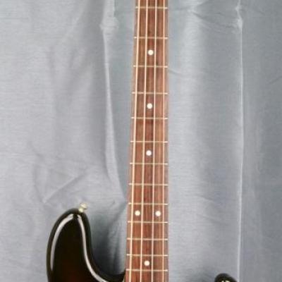 VENDUE... FENDER Jazz Bass JB'62 RI 3TS 1994 japon import *OCCASION*