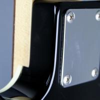 Fender ajb v 5 strings black japan japon 37 