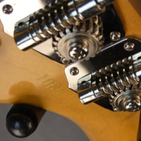 Fender jazz bass jb65 115nr 3ts 1998 limited edition noel redding japon japan import 26 