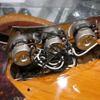 Fender jazz bass jb65 115nr 3ts 1998 limited edition noel redding japon japan import 27 