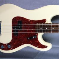 Fender pb62 wh 2010 japan 14 