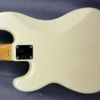 Fender pb70 wh japan 15 