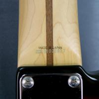 Fender precision bass mini mpb 33 1992 sunburst japon 12 