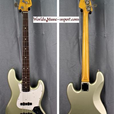 VENDUE... FENDER Jazz Bass JB'62 ISL 'rare color