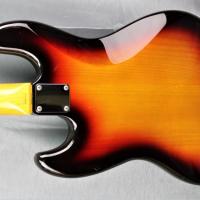 Pas mal de marques en bas dans la zone noire