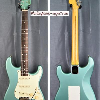 V E N D U E... TOKAI Stratocaster TST-96 Sonic Blu 2000s MH Japon import *OCCASION*